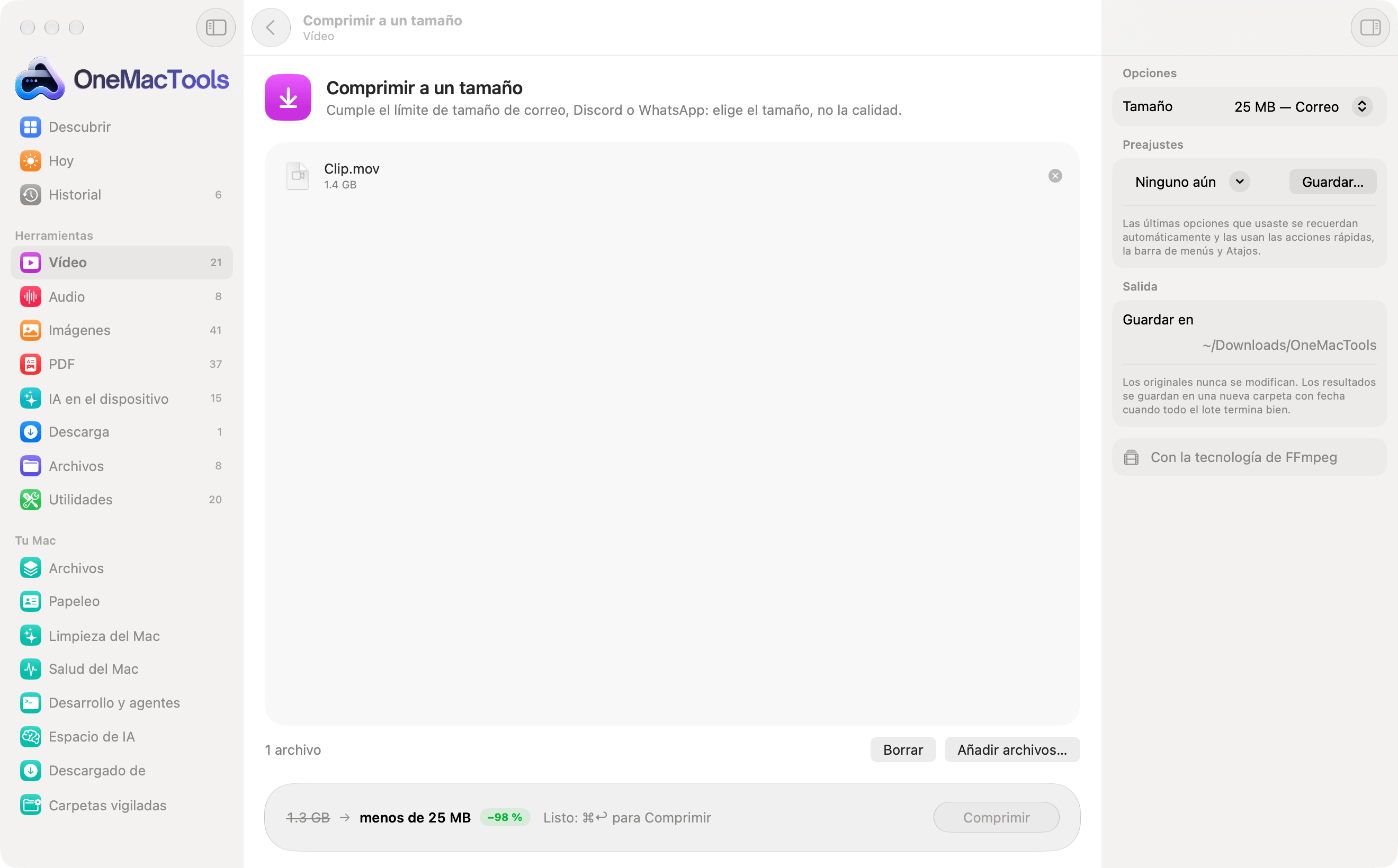 Comprimir a un tamaño con un vídeo de 1,4 GB cargado, mostrando antes de empezar que quedará por debajo de 25 MB, un 98 % más pequeño