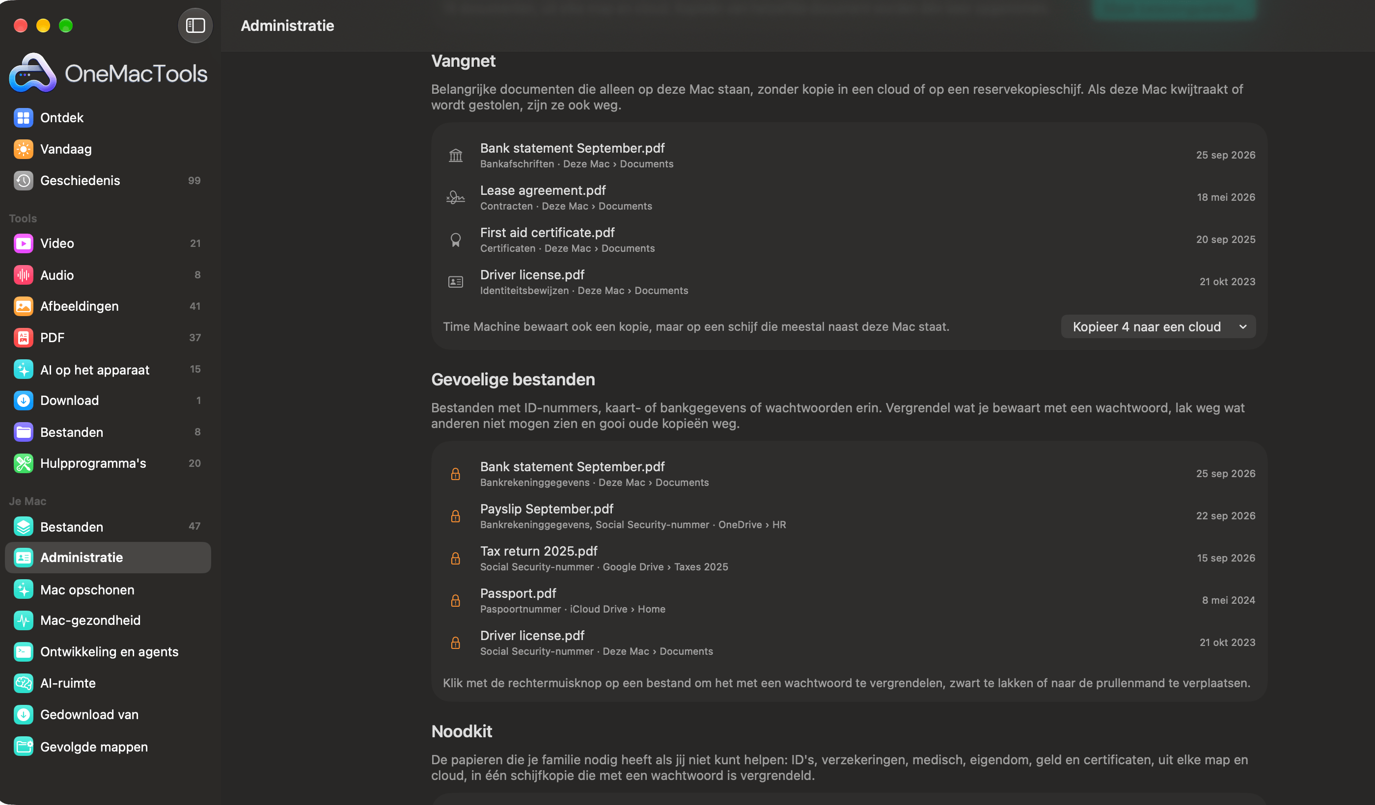 Het vangnet van OneMacTools Administratie met papieren die alleen op deze Mac staan, en gevoelige bestanden met ID- of rekeningnummers