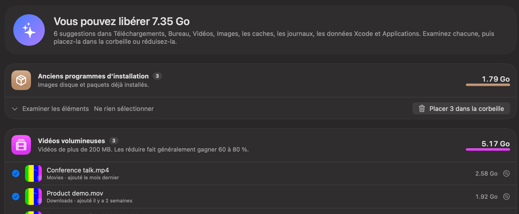 Nettoyage du Mac de OneMacTools listant d’anciens programmes d’installation, des vidéos volumineuses, de vieilles captures d’écran et des doublons, avec Réduire plutôt et Placer dans la corbeille