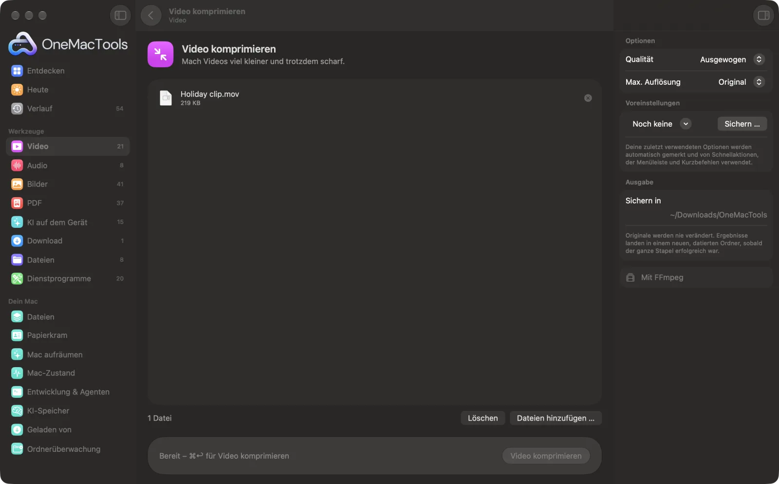 Video komprimieren in OneMacTools mit geladenen Beispieldateien und geöffnetem Optionsbereich