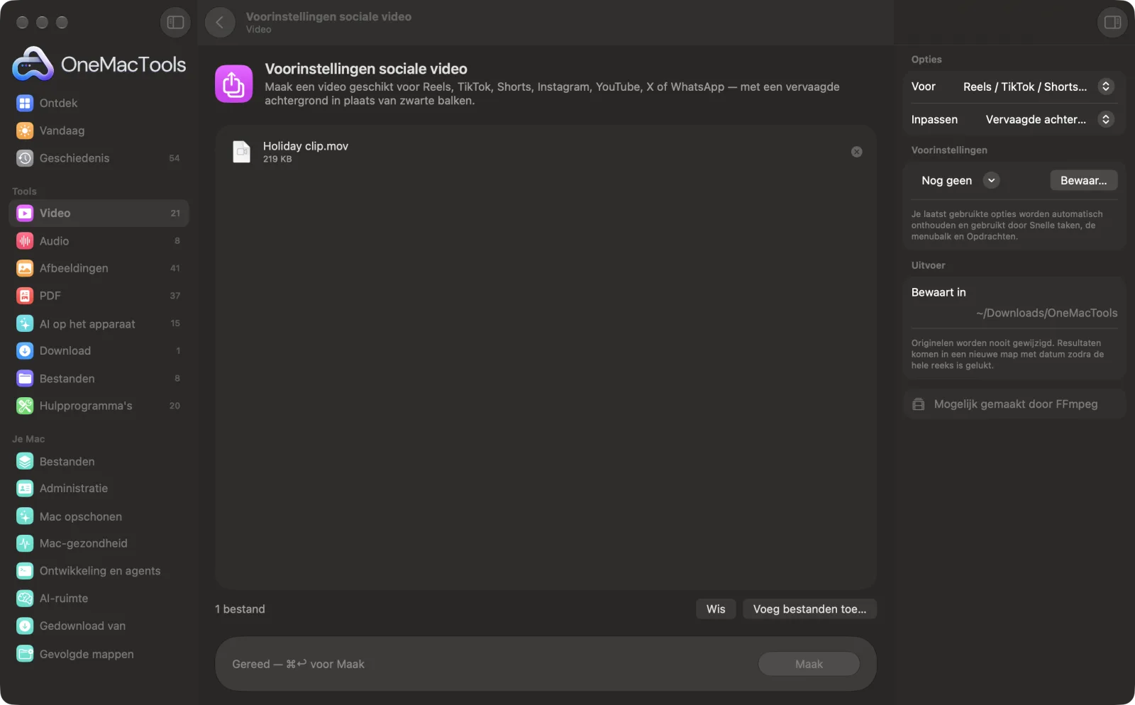 Voorinstellingen sociale video in OneMacTools met voorbeeldbestanden geladen en het optiepaneel open
