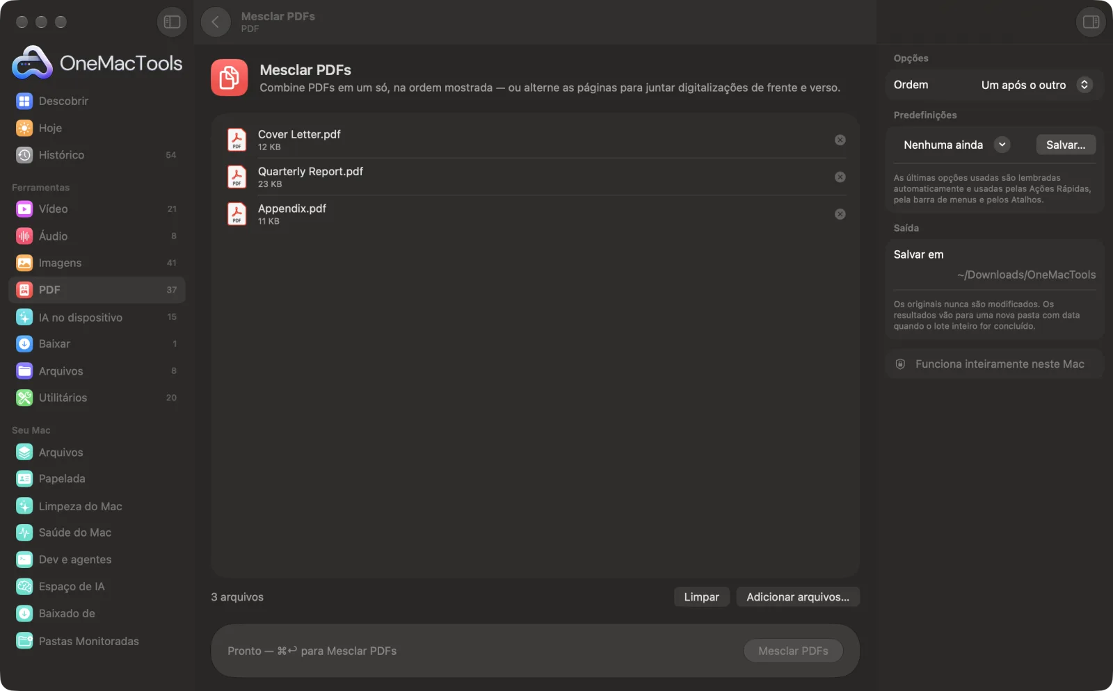 Mesclar PDFs no OneMacTools com arquivos de exemplo carregados e o painel de opções aberto