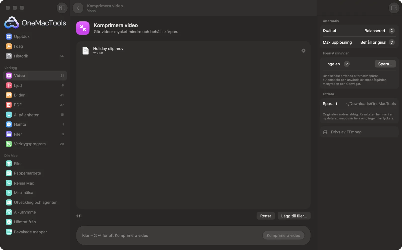 Komprimera video i OneMacTools med exempelfiler inlästa och alternativpanelen öppen