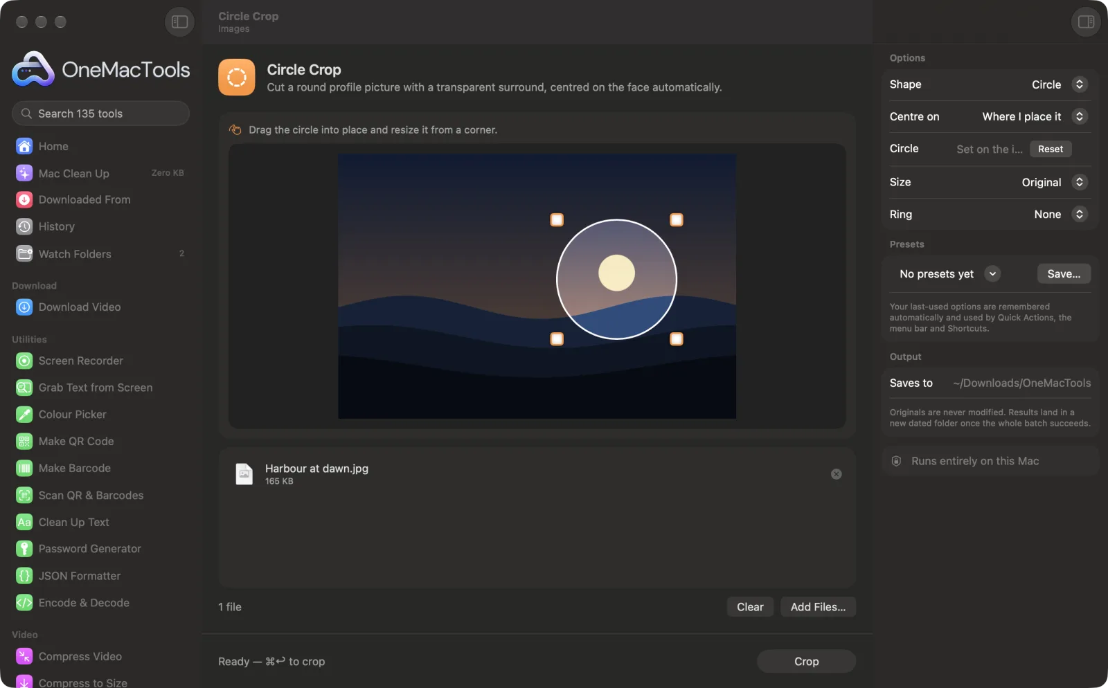 Circle Crop in OneMacTools on a Mac, with sample files and its options